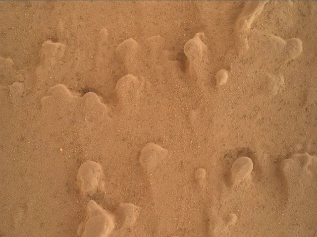Sol 1829: Mars Hand Lens Imager (MAHLI)