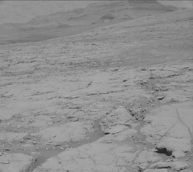 Sol 1830: Mast Camera (Mastcam)