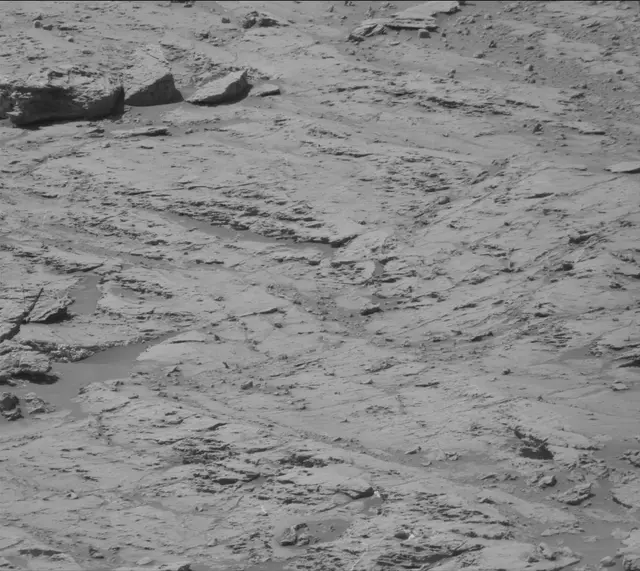 Sol 1830: Mast Camera (Mastcam)