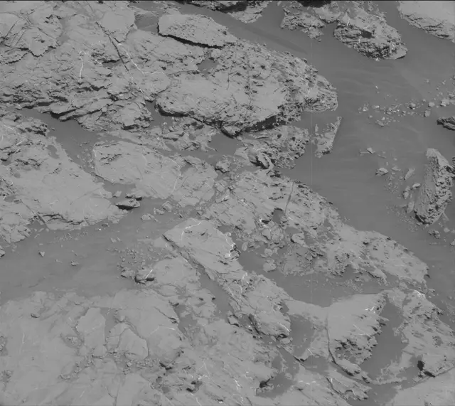 Sol 1831: Mast Camera (Mastcam)