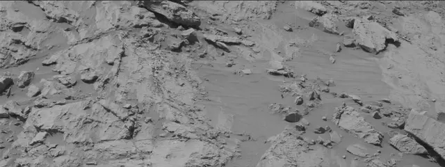 Sol 1831: Mast Camera (Mastcam)