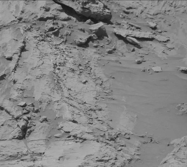 Sol 1831: Mast Camera (Mastcam)