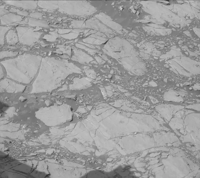 Sol 1833: Mast Camera (Mastcam)