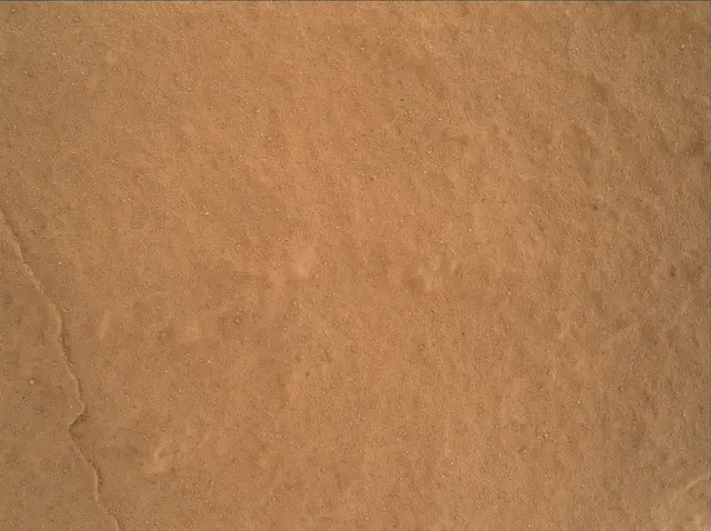 Sol 1833: Mars Hand Lens Imager (MAHLI)