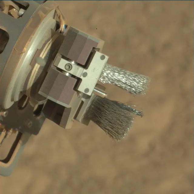 Sol 1836: Mast Camera (Mastcam)