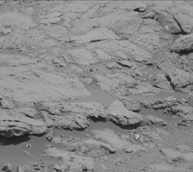 Sol 1836: Mast Camera (Mastcam)