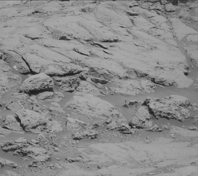 Sol 1836: Mast Camera (Mastcam)