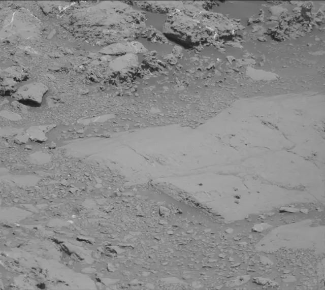 Sol 1836: Mast Camera (Mastcam)