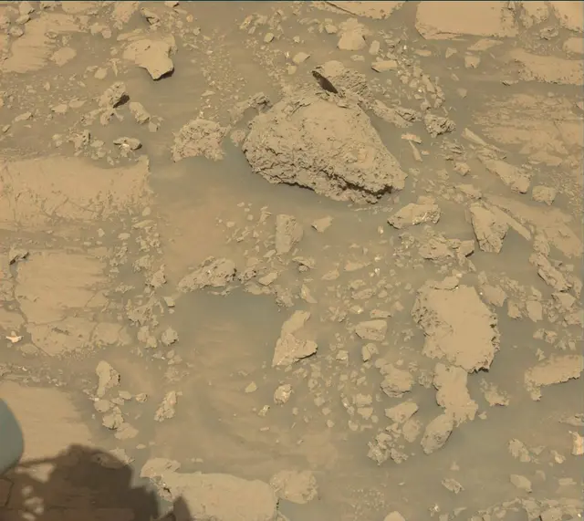 Sol 1843: Mast Camera (Mastcam)