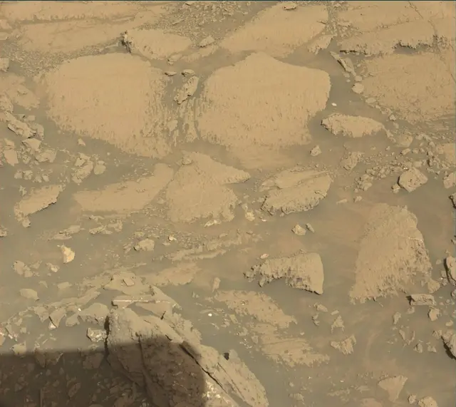 Sol 1843: Mast Camera (Mastcam)