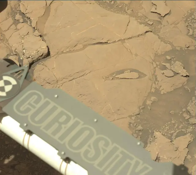 Sol 1846: Mast Camera (Mastcam)