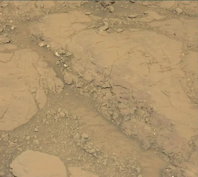 Sol 1846: Mast Camera (Mastcam)