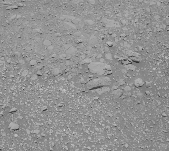 Sol 1850: Mast Camera (Mastcam)