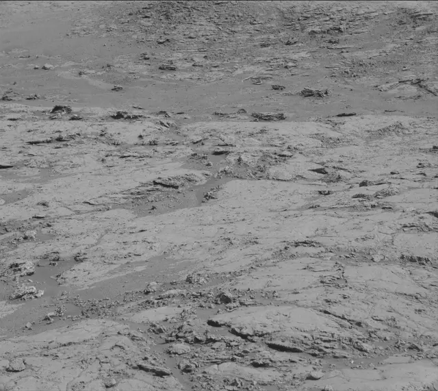 Sol 1850: Mast Camera (Mastcam)