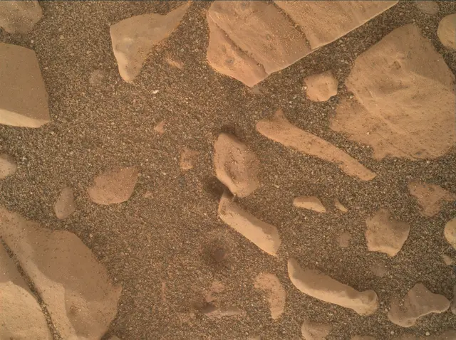 Sol 1850: Mars Hand Lens Imager (MAHLI)