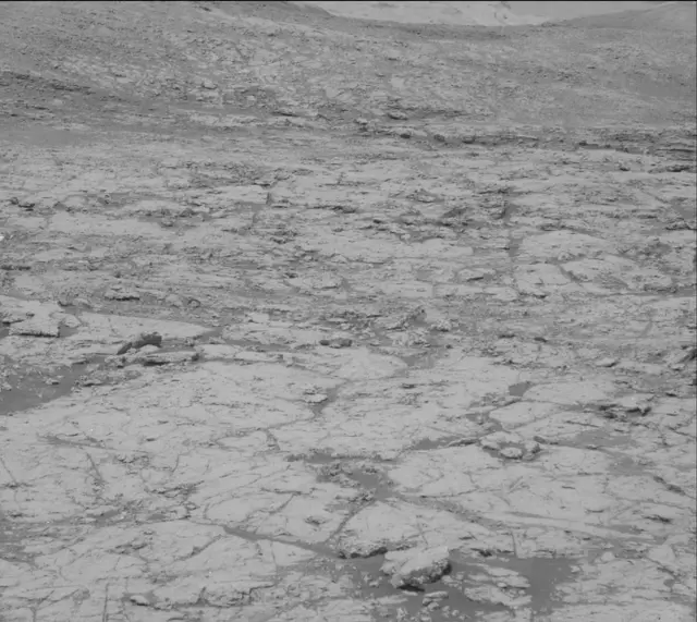 Sol 1852: Mast Camera (Mastcam)