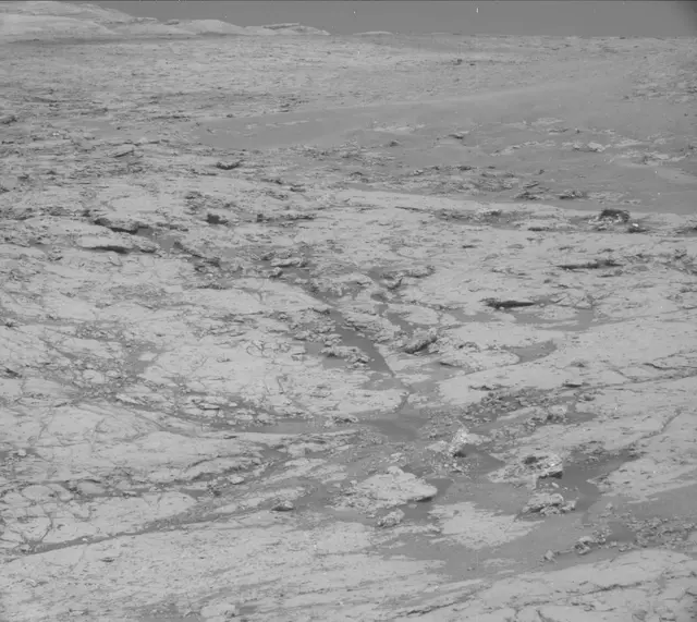 Sol 1852: Mast Camera (Mastcam)
