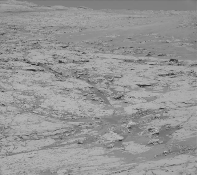 Sol 1852: Mast Camera (Mastcam)