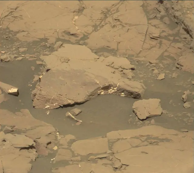Sol 1852: Mast Camera (Mastcam)