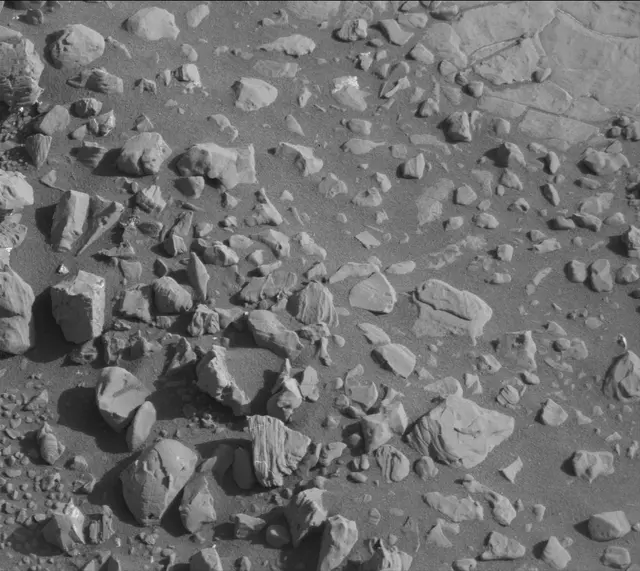 Sol 1856: Mast Camera (Mastcam)