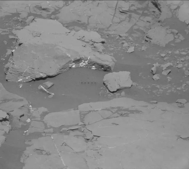 Sol 1862: Mast Camera (Mastcam)