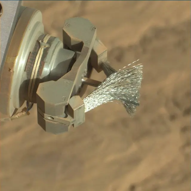 Sol 1863: Mast Camera (Mastcam)