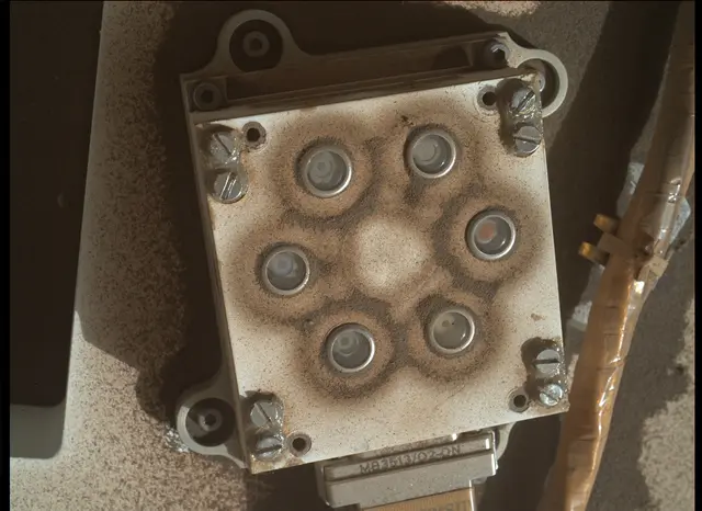 Sol 1863: Mars Hand Lens Imager (MAHLI)