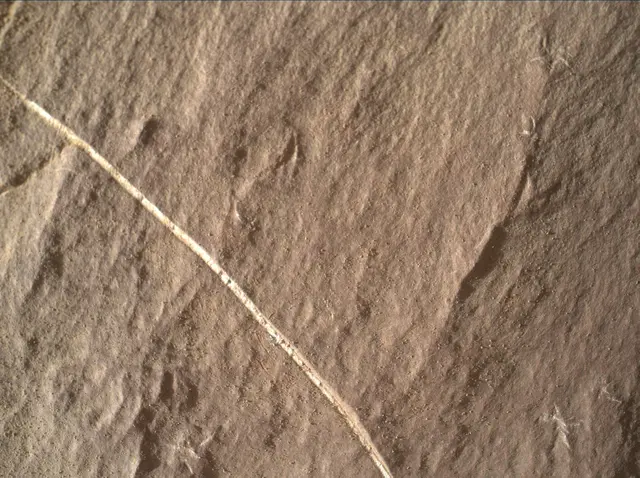 Sol 1863: Mars Hand Lens Imager (MAHLI)