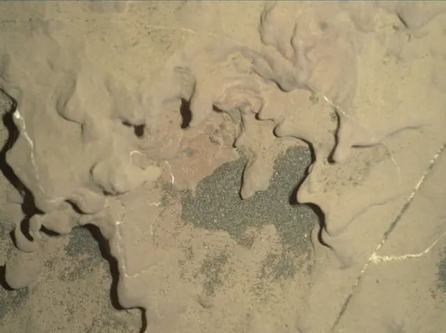 Sol 1865: Mars Hand Lens Imager (MAHLI)