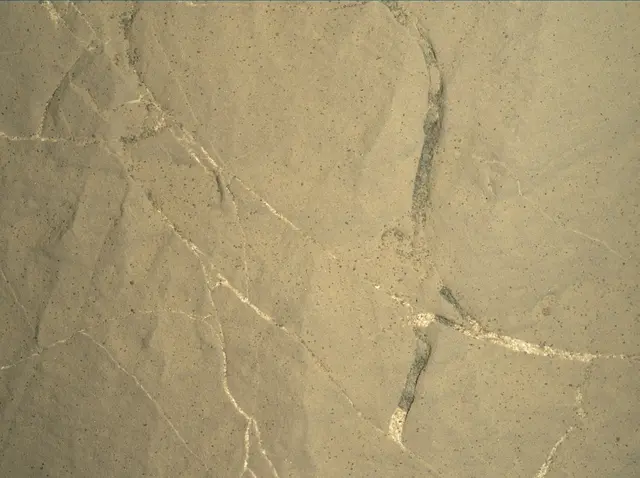 Sol 1865: Mars Hand Lens Imager (MAHLI)