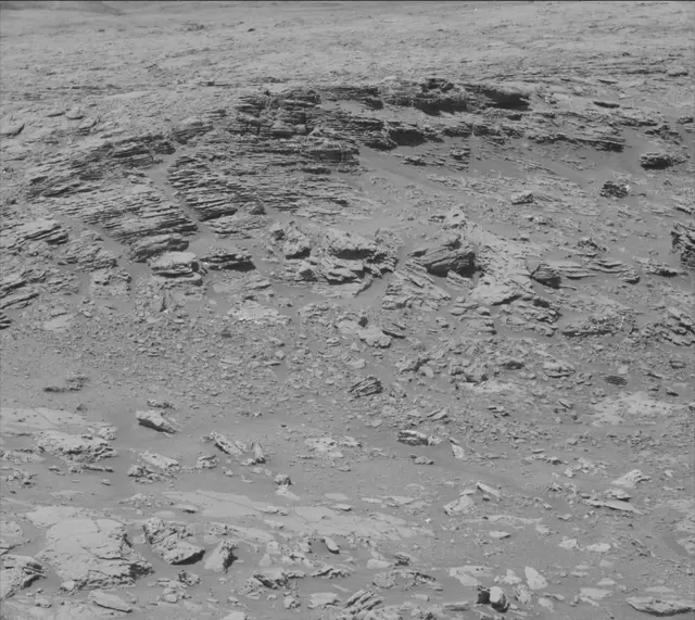 Sol 1866: Mast Camera (Mastcam)