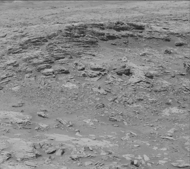 Sol 1866: Mast Camera (Mastcam)