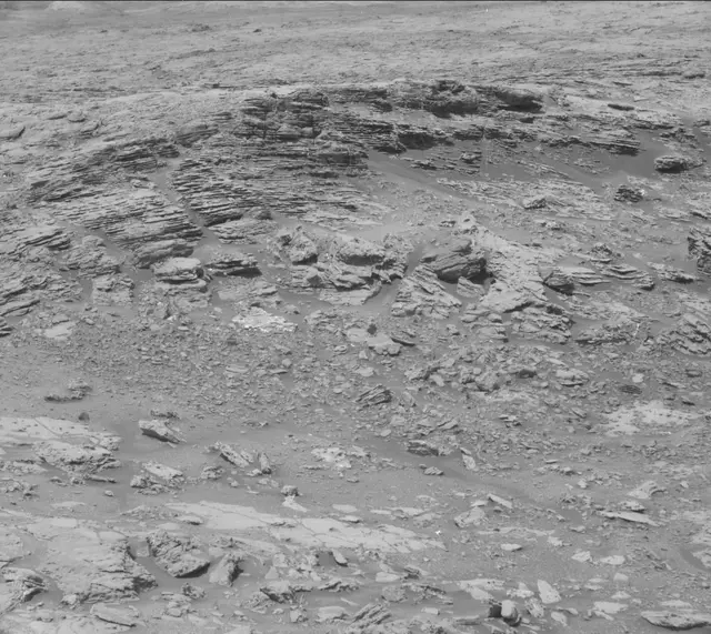 Sol 1866: Mast Camera (Mastcam)