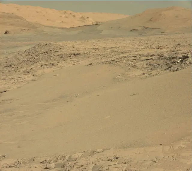 Sol 1866: Mast Camera (Mastcam)