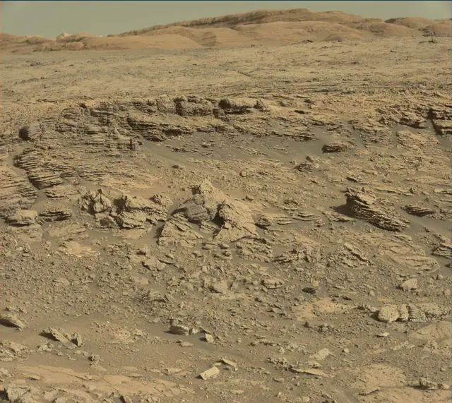 Sol 1866: Mast Camera (Mastcam)