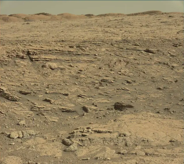 Sol 1866: Mast Camera (Mastcam)