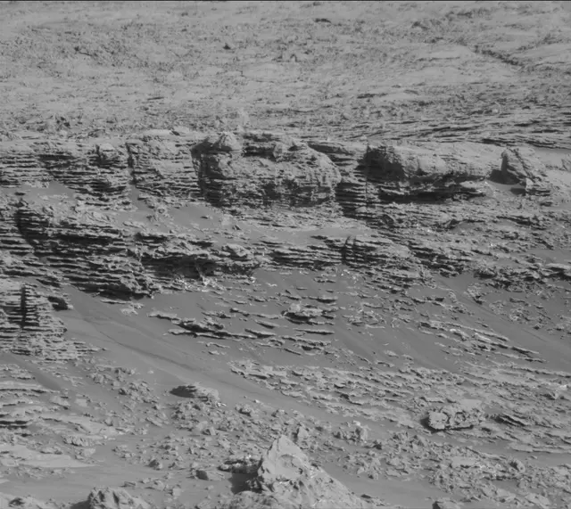 Sol 1866: Mast Camera (Mastcam)
