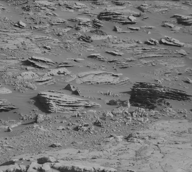 Sol 1866: Mast Camera (Mastcam)