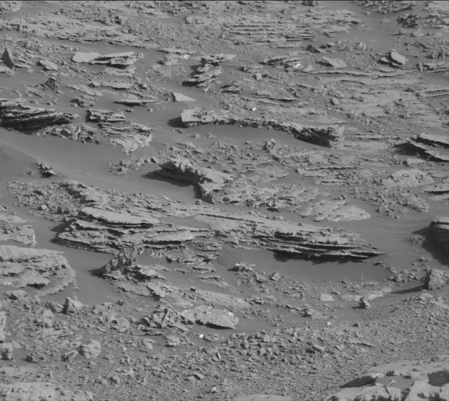 Sol 1866: Mast Camera (Mastcam)