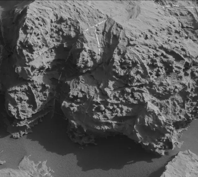 Sol 1866: Mast Camera (Mastcam)