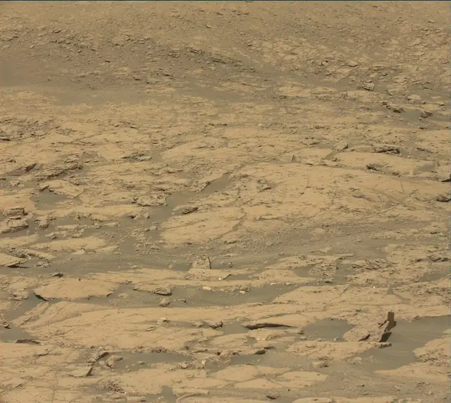 Sol 1867: Mast Camera (Mastcam)