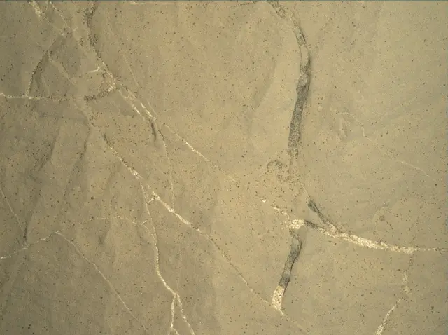 Sol 1867: Mars Hand Lens Imager (MAHLI)