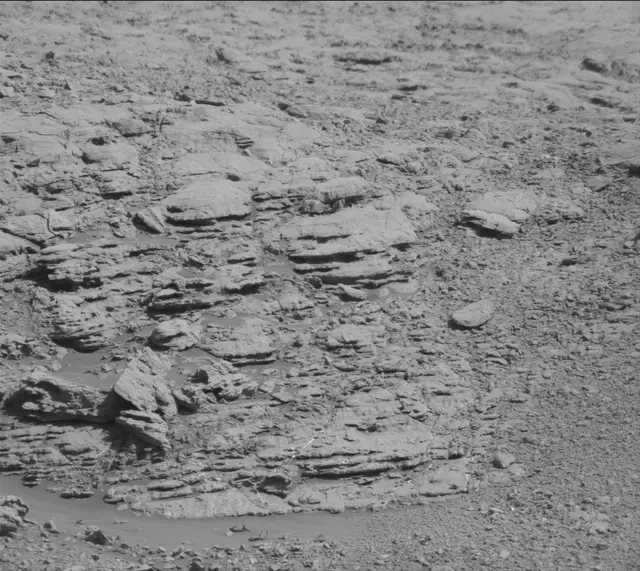 Sol 1868: Mast Camera (Mastcam)