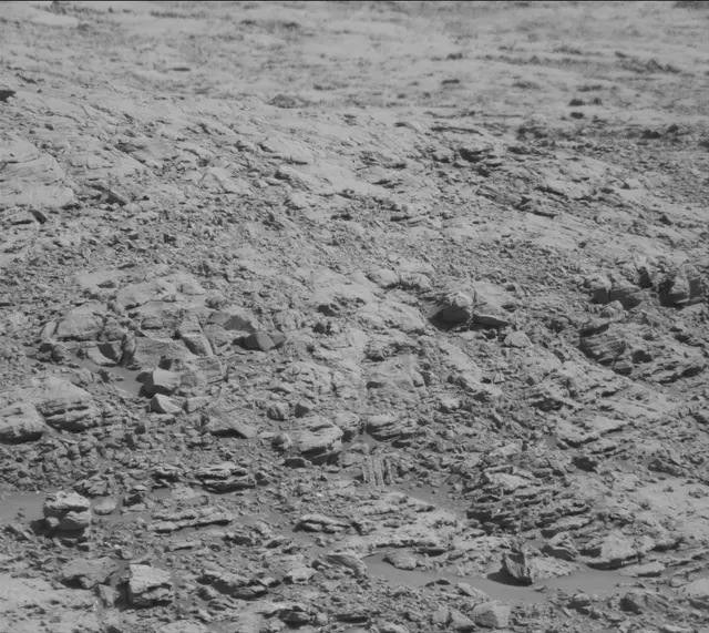 Sol 1868: Mast Camera (Mastcam)
