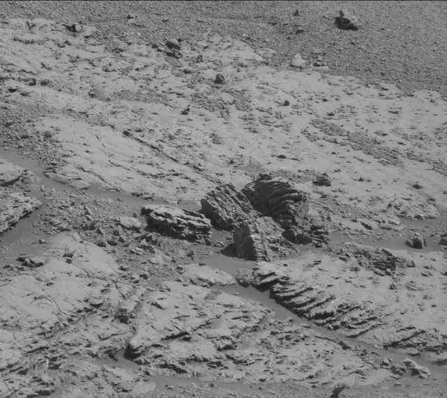 Sol 1868: Mast Camera (Mastcam)