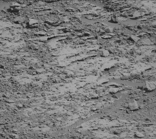 Sol 1868: Mast Camera (Mastcam)