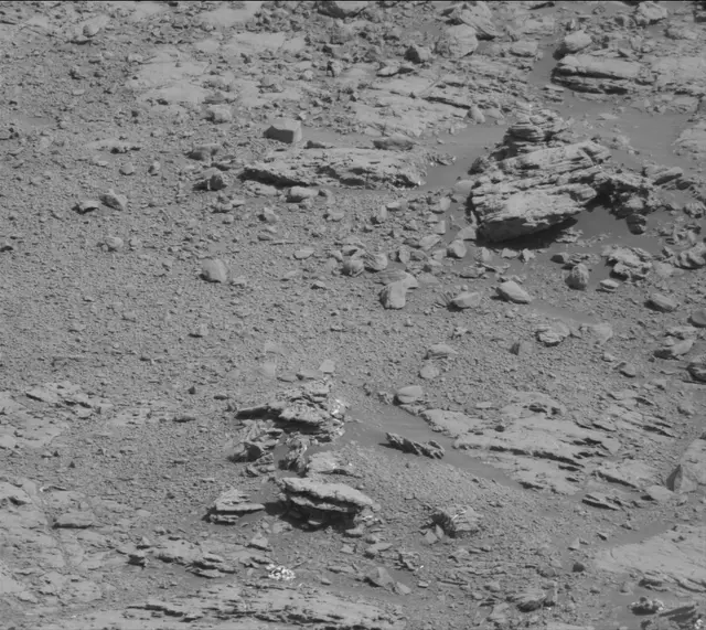 Sol 1868: Mast Camera (Mastcam)