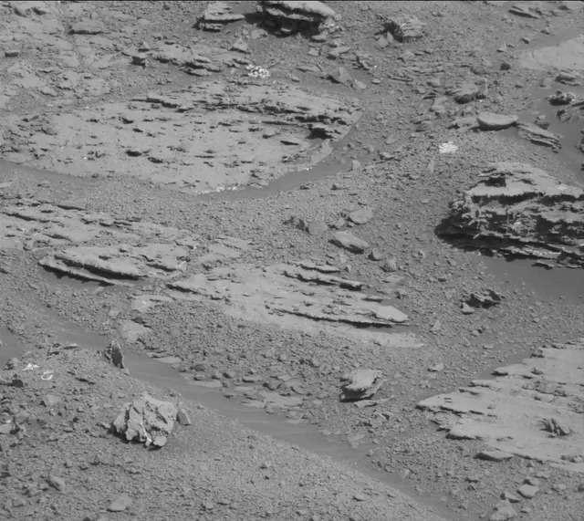 Sol 1868: Mast Camera (Mastcam)