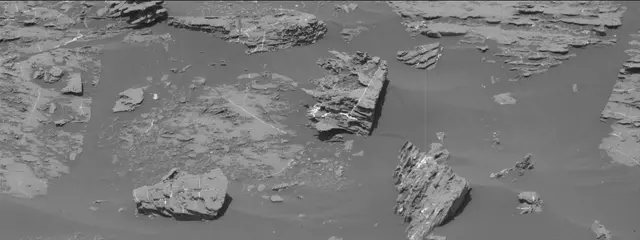 Sol 1870: Mast Camera (Mastcam)