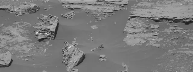 Sol 1870: Mast Camera (Mastcam)
